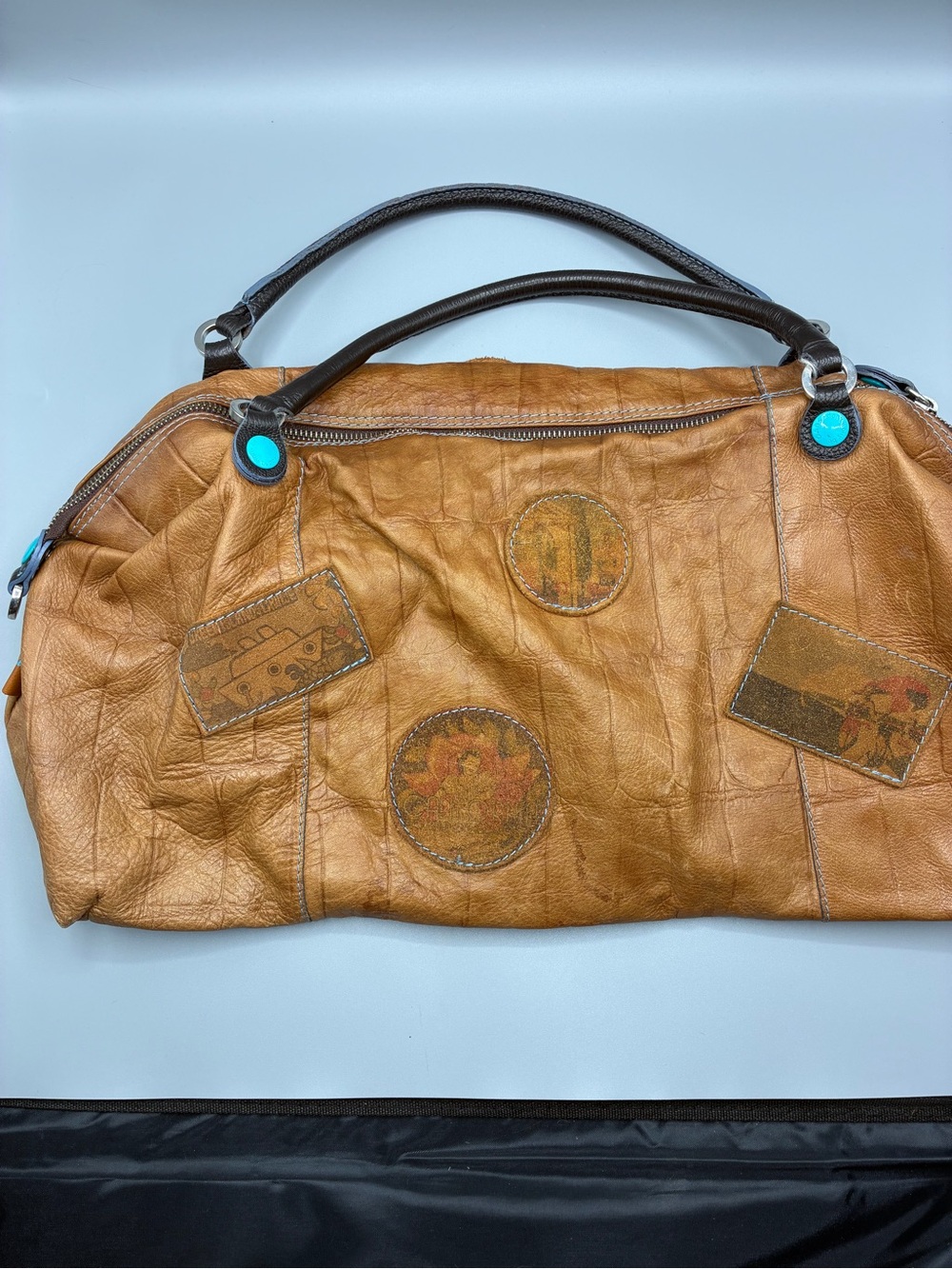 GABS ITALY Vintage-Inspired Tan Leather Shoulder Bag with Turquoise Accents - Picture 4 of 14